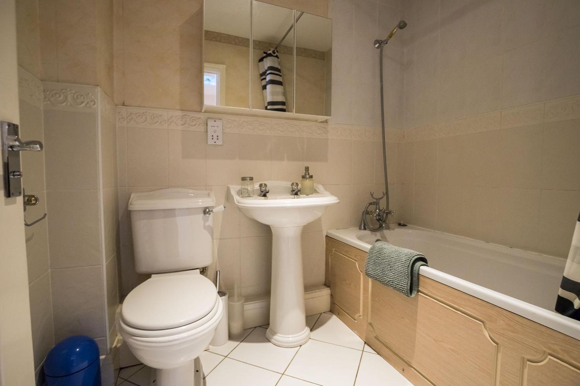 מלון Spacious, 3 Bed House For 6 In Central צ'סטר מראה חיצוני תמונה